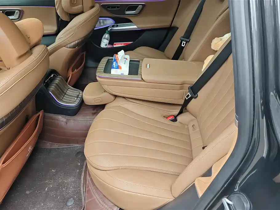 Mercedes-Benz E-Class 2024 Model E 260 L фото 11