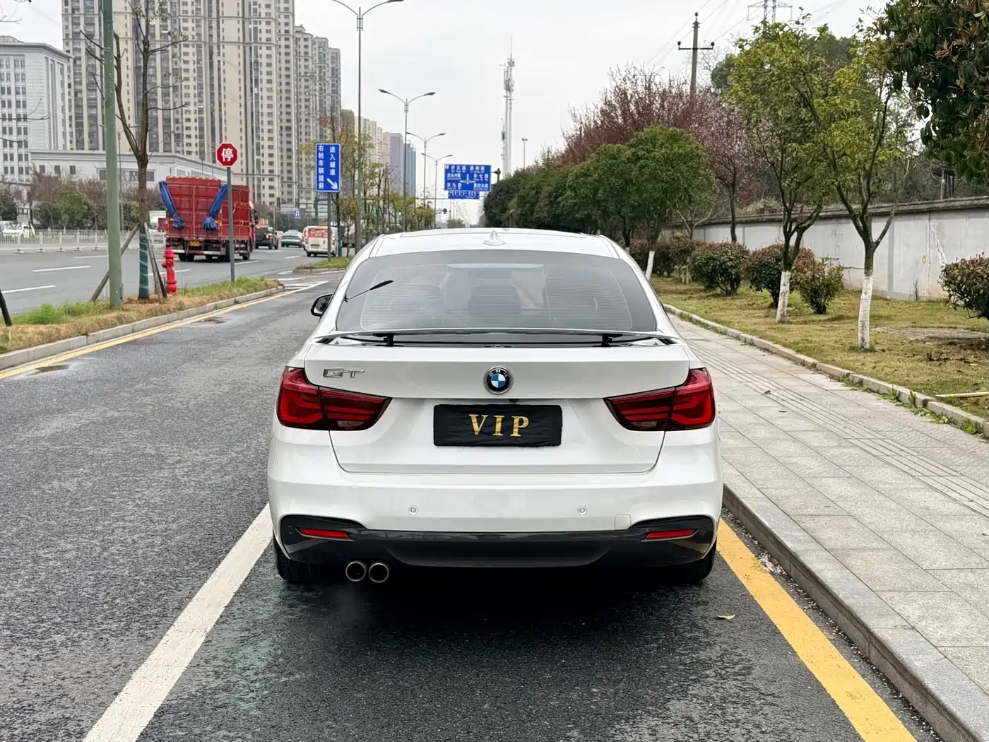 BMW 3 Series GT 2019 320i M Sport Package фото 8