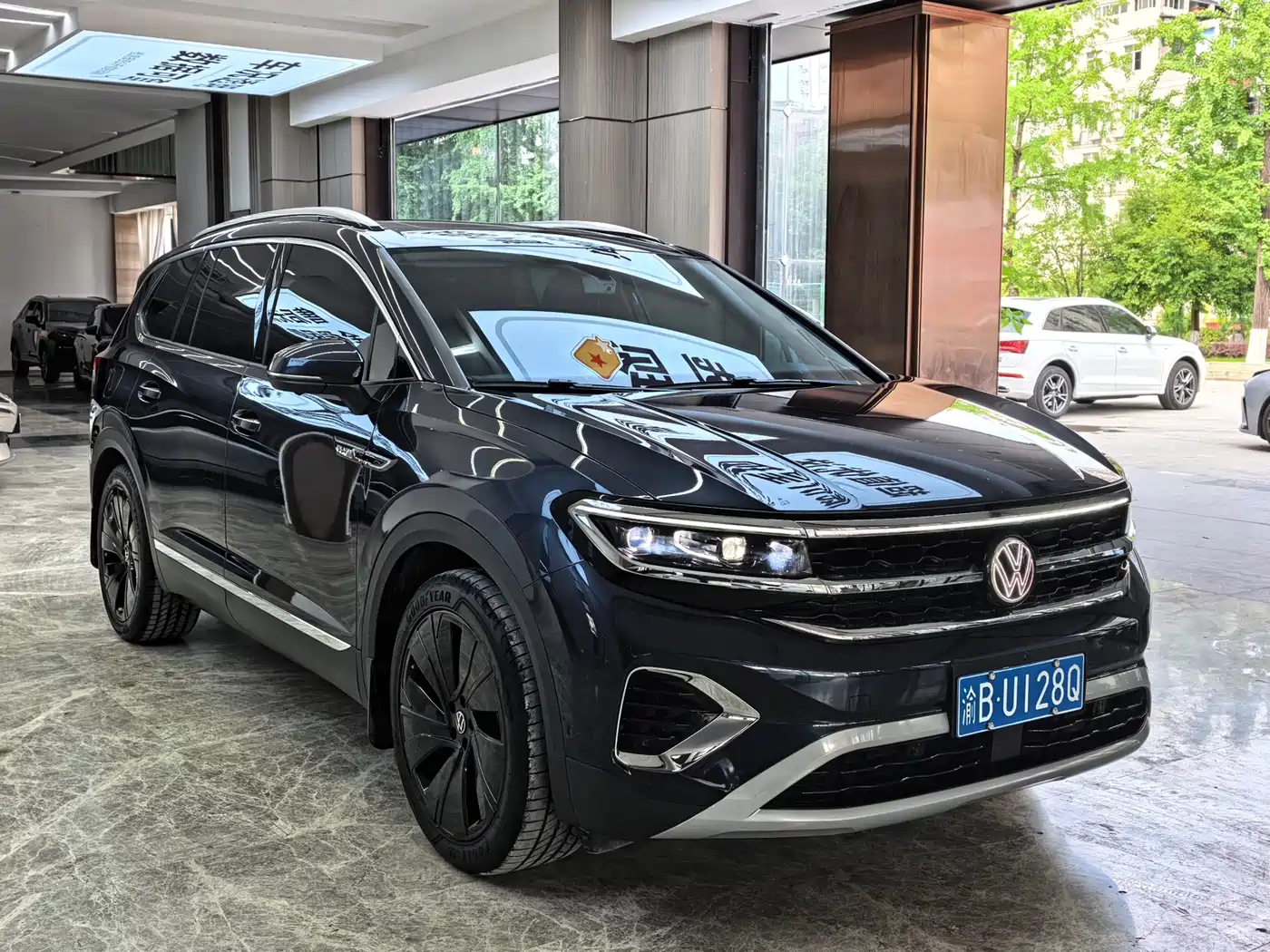 Volkswagen Talagon 2023 Facelift 380TSI 4WD Luxury Premium Pro Edition 6-Seater фото 3