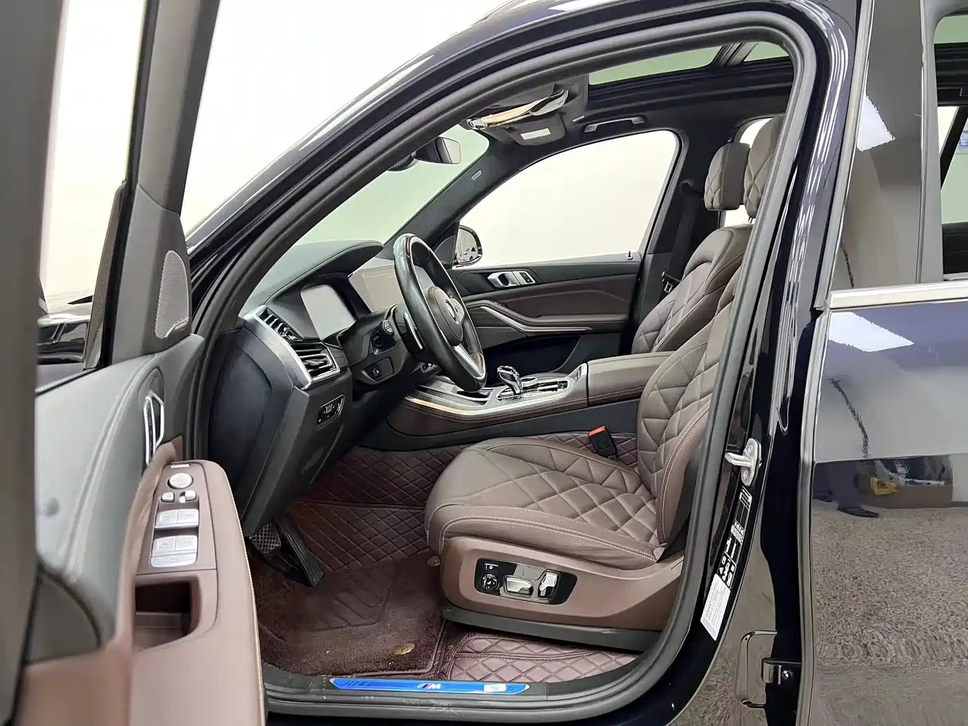 BMW X5 2022 Facelift xDrive 40Li Premium M Sport Package фото 16