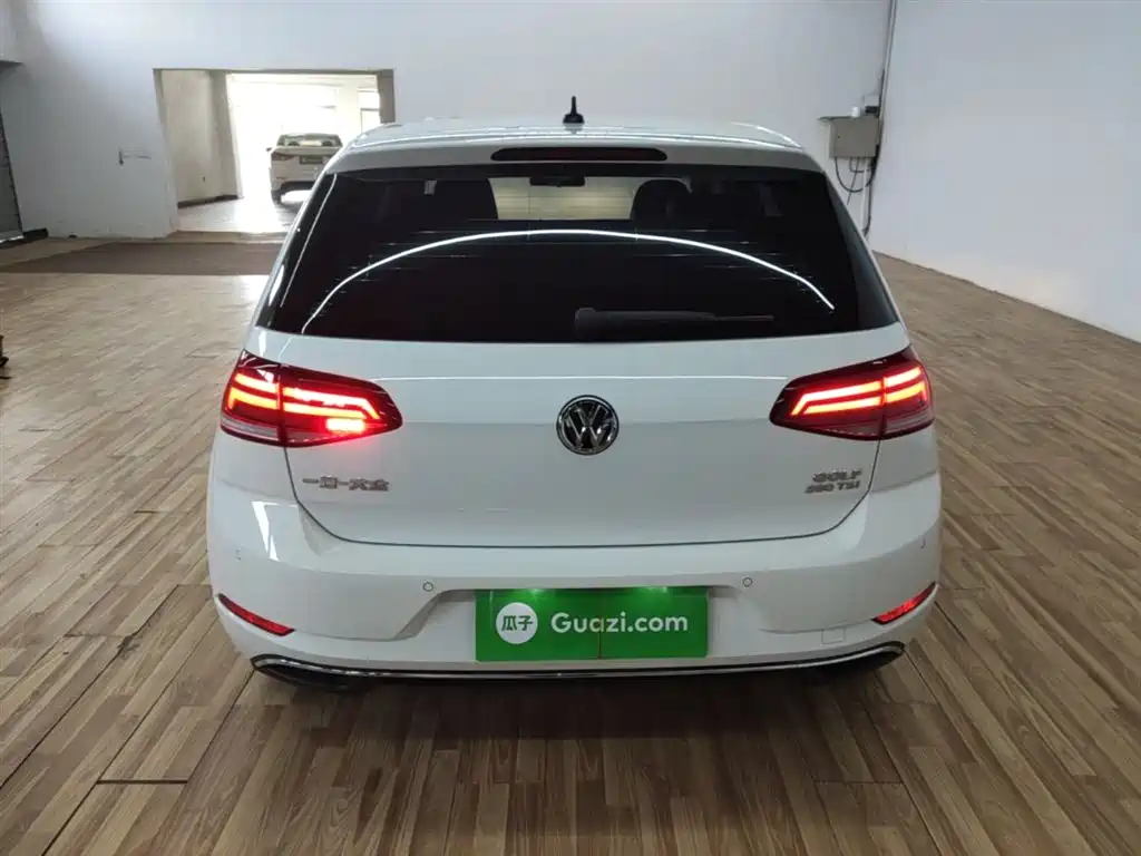 Volkswagen Golf 2019 280TSI DSG Comfort China VI фото 4