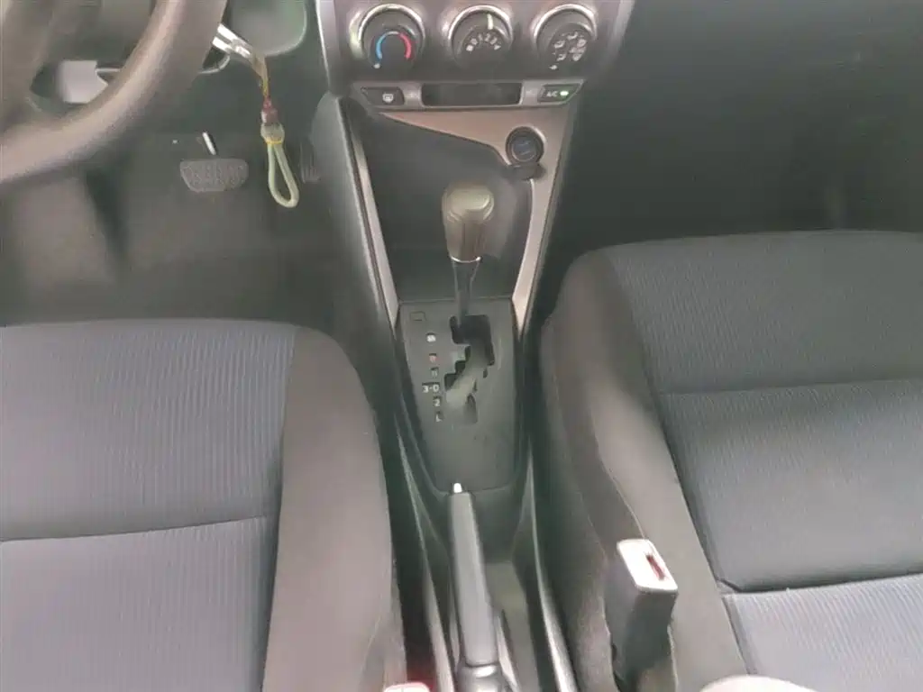 Toyota YARiS L Zhi Xuan 2014 1.3E Automatic Charming Edition фото 14