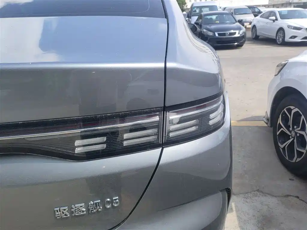 BYD Destroyer 05 2022 DM-i 120KM Flagship Edition фото 24