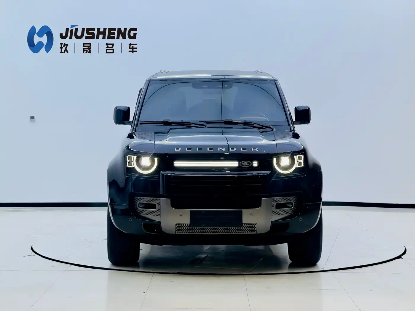 Land Rover Defender 2024 110 3.0T P400 X-DYNAMIC HSE фото 16
