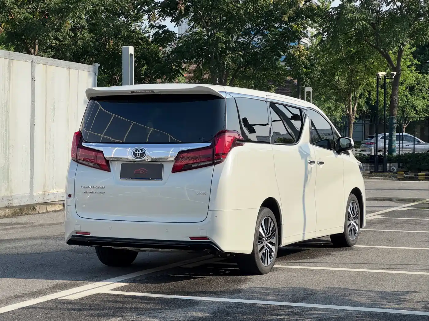 Toyota Alphard 2018 Facelift 3.5L Premium Edition фото 5