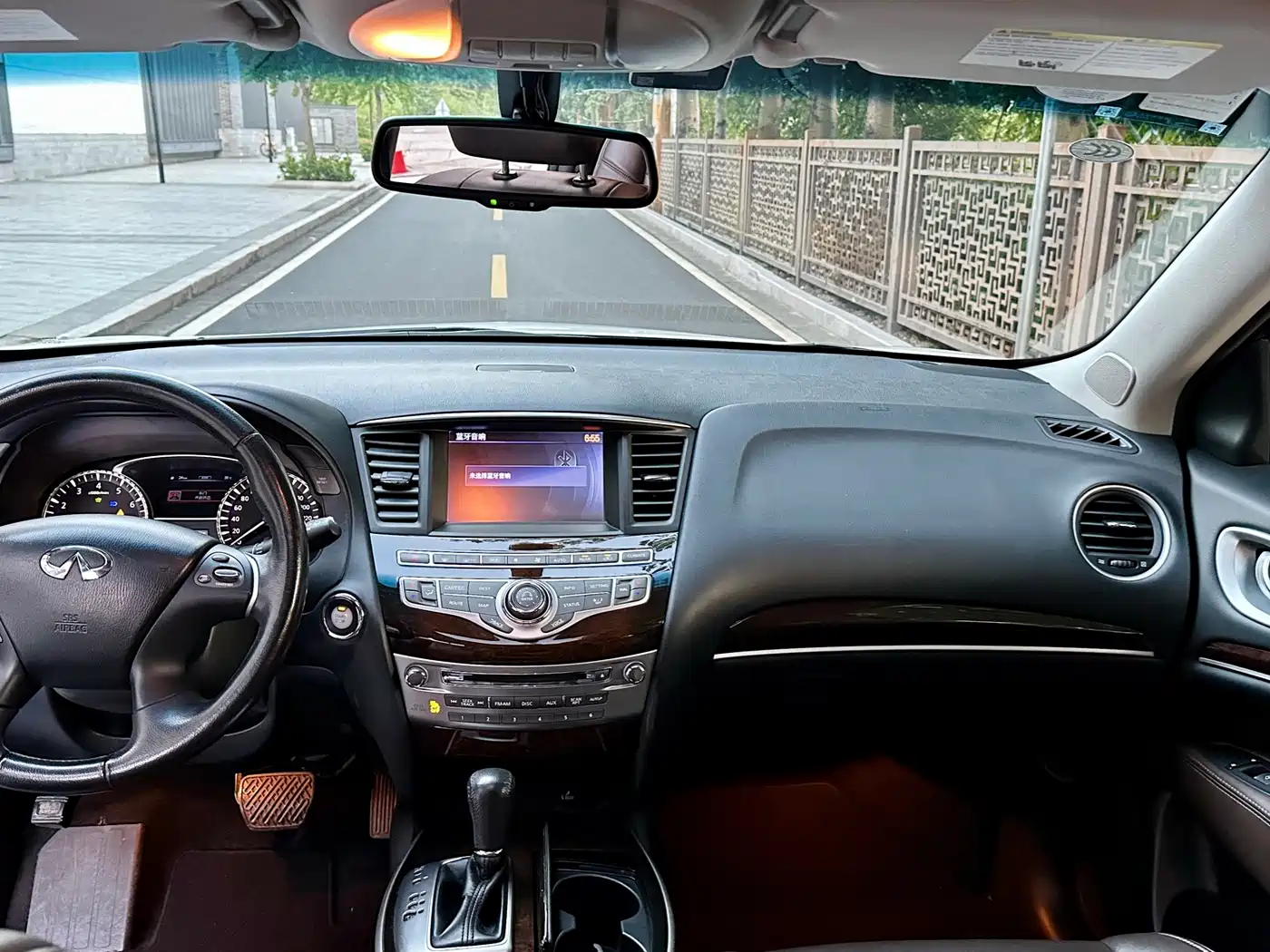 Infiniti QX60 (Import) 2015 2014 Model 2.5 S/C Hybrid 2WD Excellence Edition