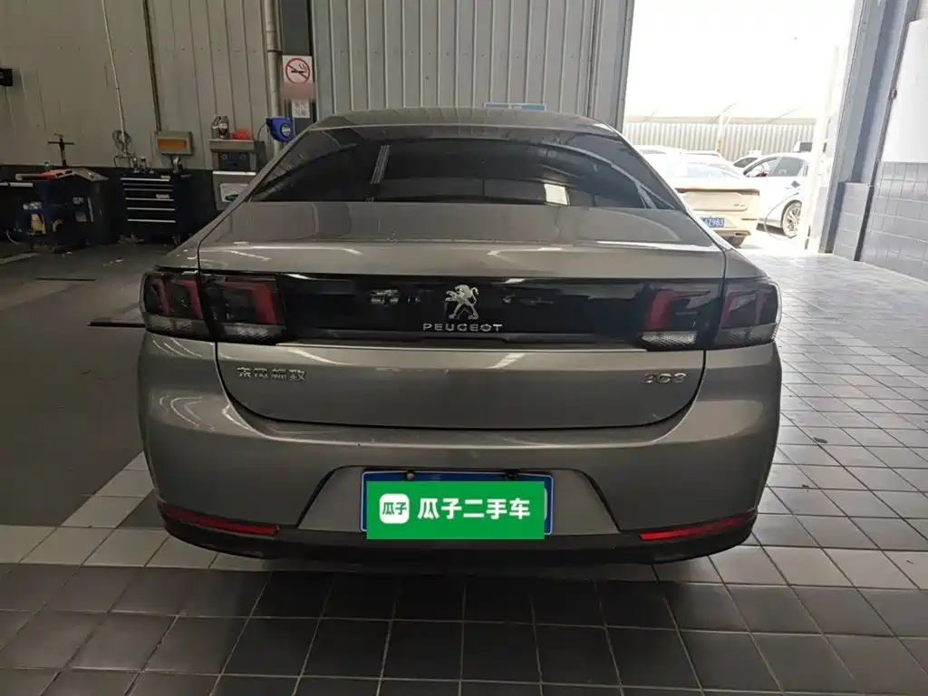 Peugeot 308 2016 1.6L Manual Fashion фото 6