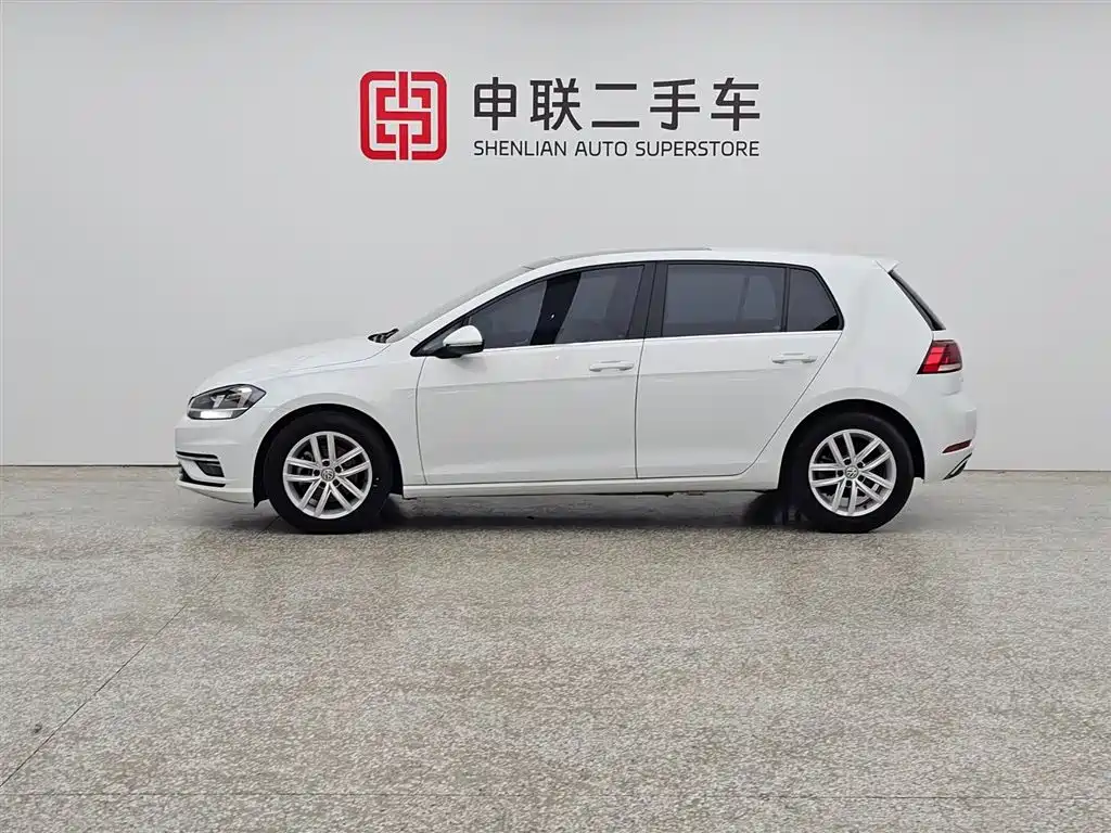 Volkswagen Golf 2018 230TSI Automatic Comfort фото 4