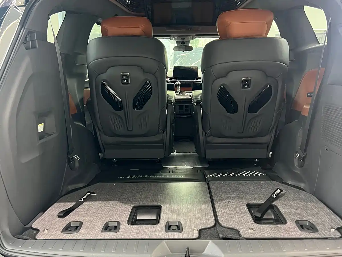 Toyota Sienna 2026 Model 2.5L Hybrid 2WD Comfort Edition фото 14