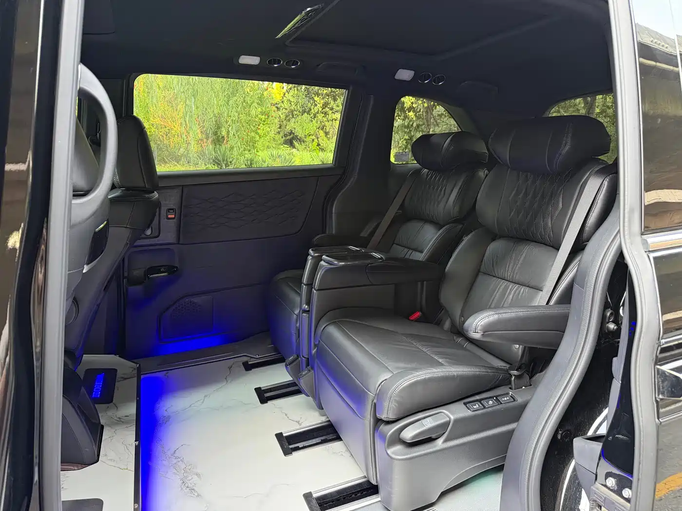 Honda Elysion 2025 2024 2.0L e:HEV Luxury Edition
