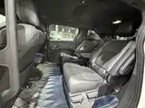 Фото 6 - Toyota Granvia