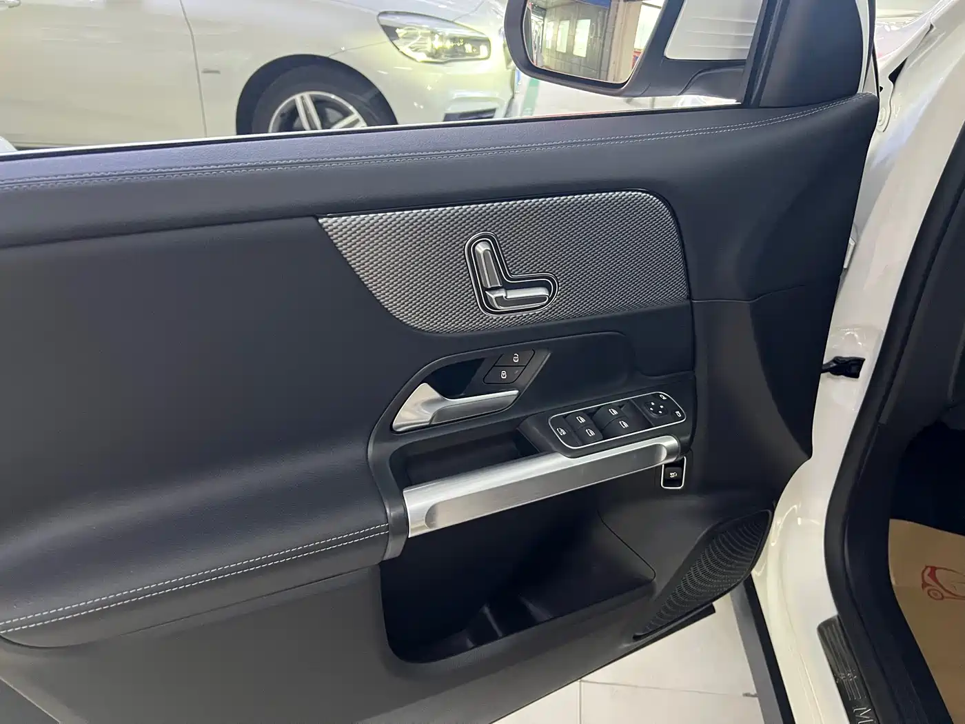 Mercedes-Benz GLB 2024 GLB 200 Dynamic фото 11