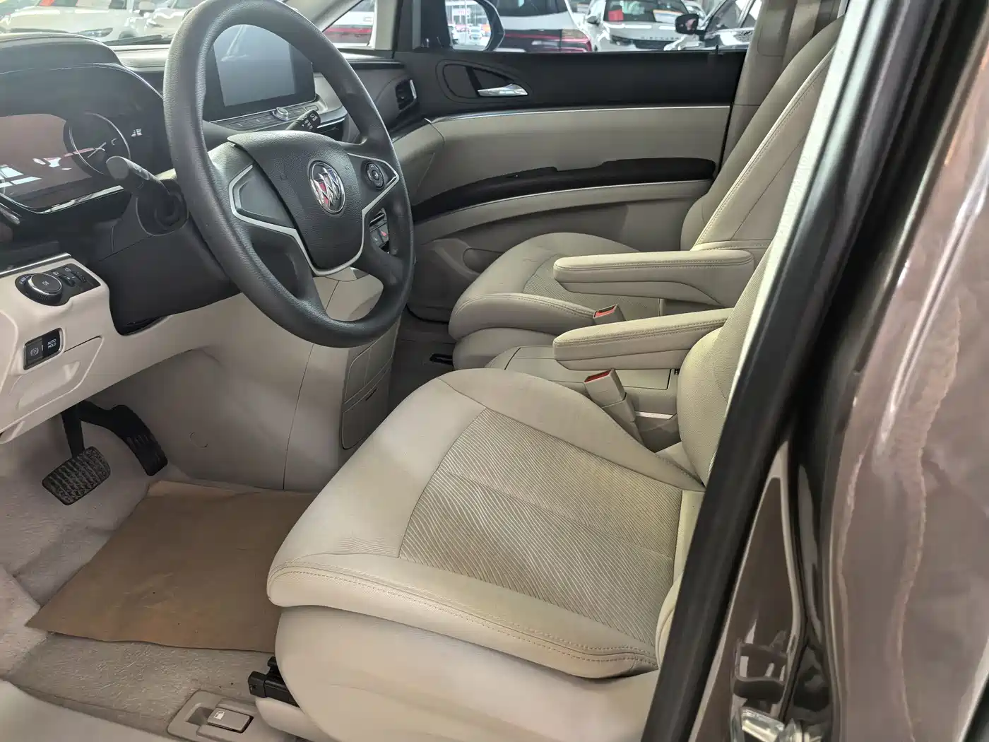 Buick GL8 2023 Model Land Business Class Comfort фото 7
