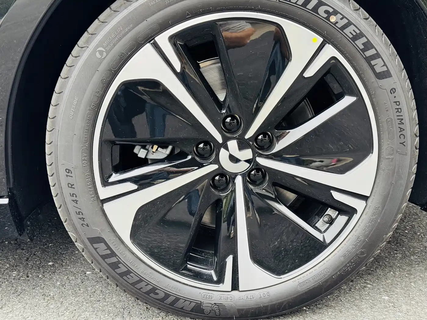 NIO ET5T фото 9