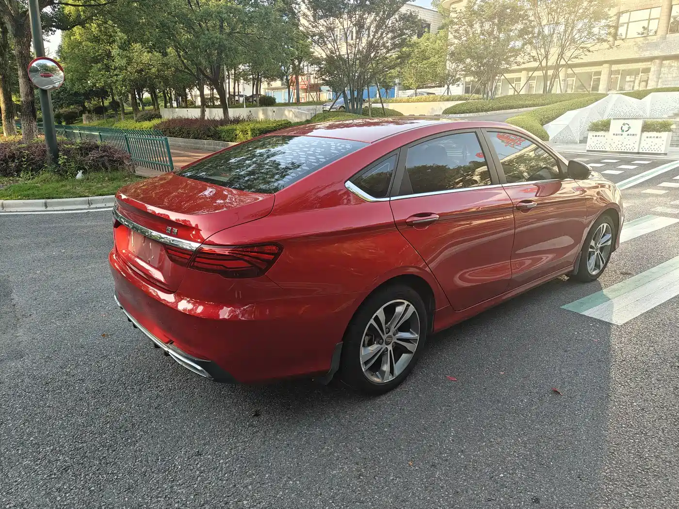 Фото 7 - Geely Binrui