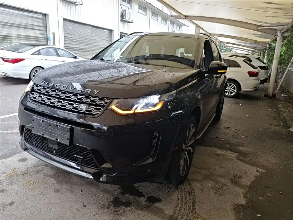 Land Rover Discovery Sport 2022 Model Year Second Facelift 249PS R-Dynamic SE Performance Technology Edition 5-seater фото 2