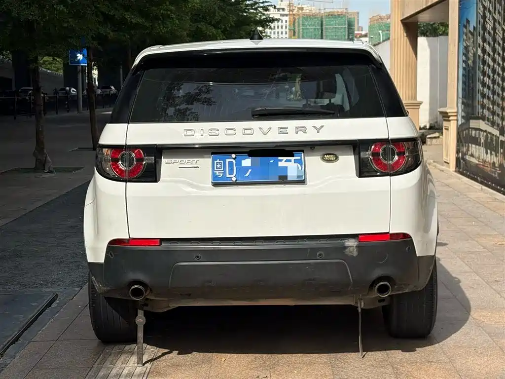 Land Rover Discovery Sport 2017 2.0T PURE фото 3