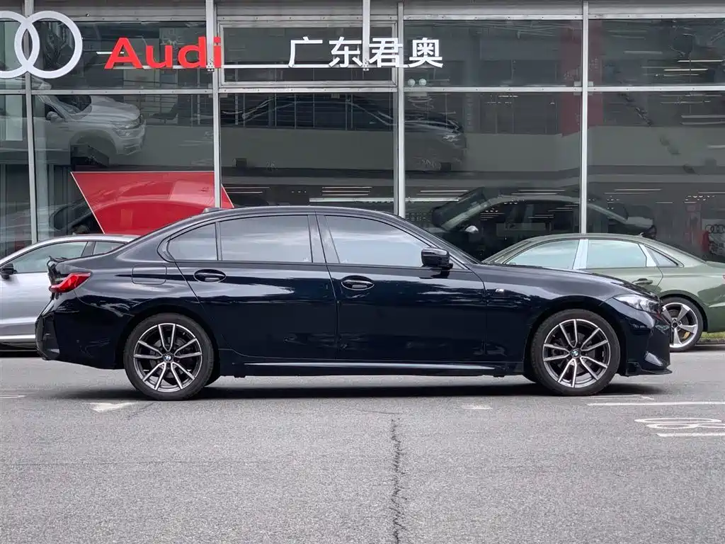 BMW 3 Series 2023 325Li M Sport Package фото 24