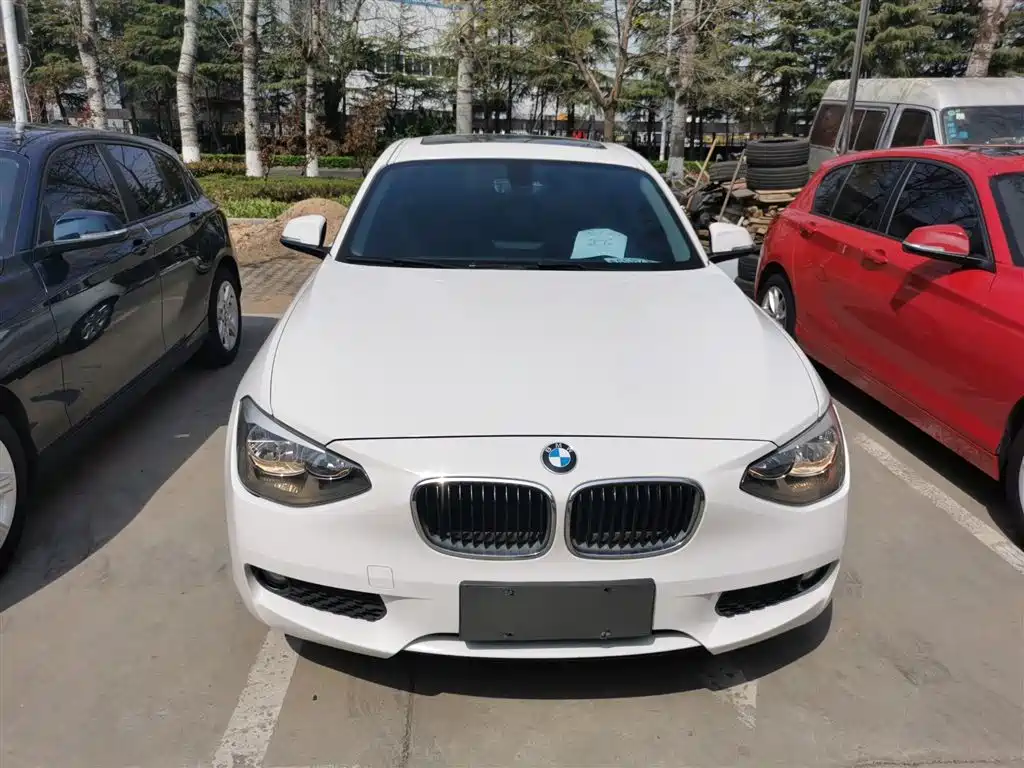 BMW 1 Series (Import) 2013 Facelift 116i Leading Model фото 3