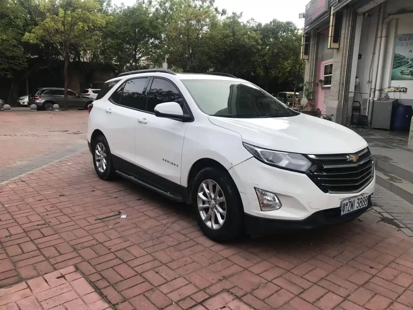 Chevrolet Equinox 2018 535T Automatic Galloping Edition фото 2