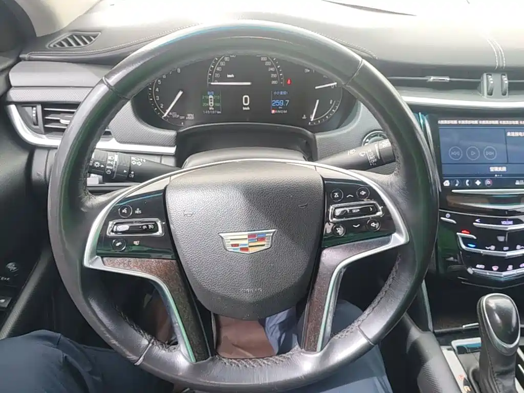 Cadillac XTS 2019 2018 28T Technology