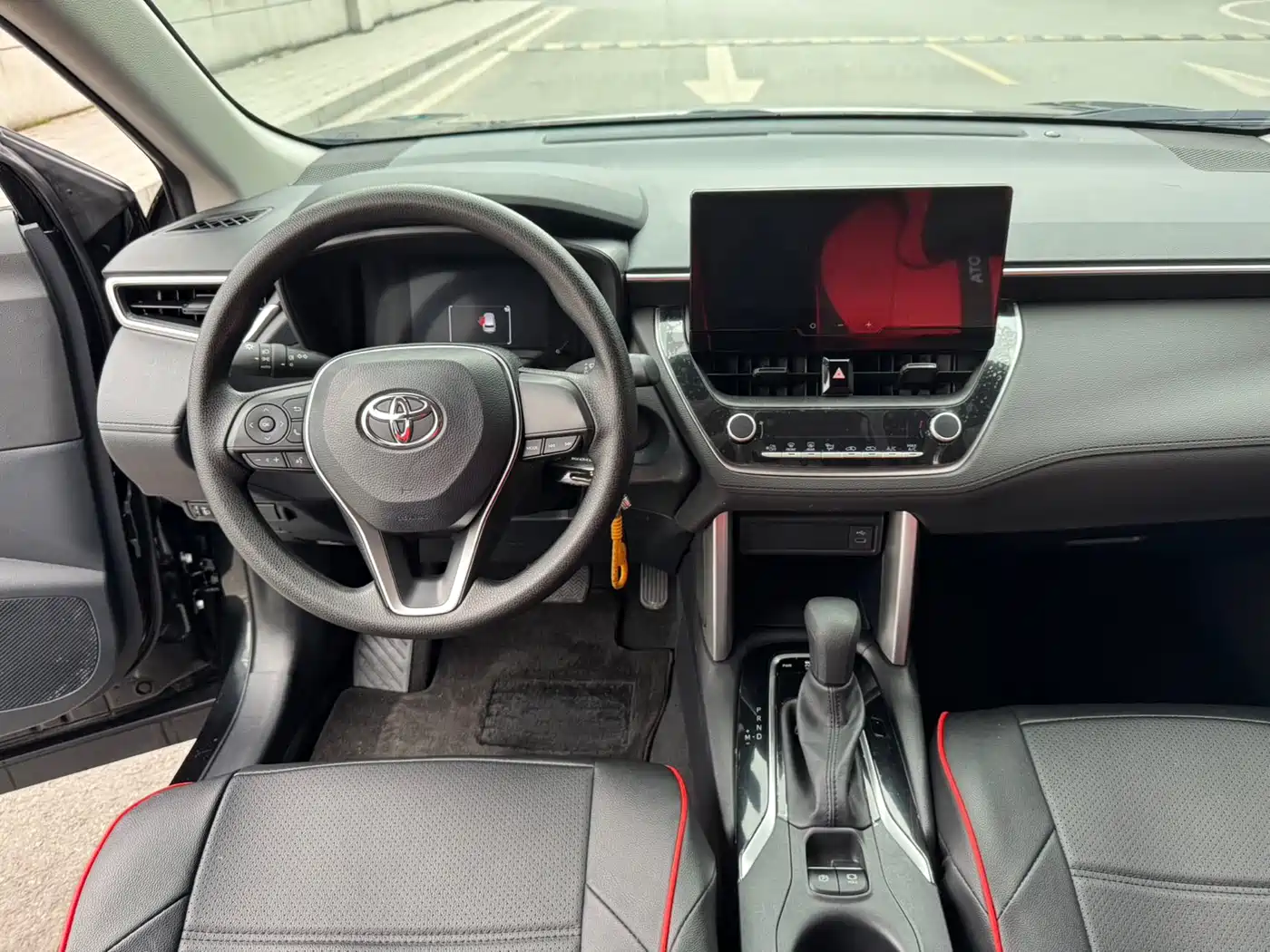 Toyota Frontlander 2024 2.0L CVT Elite Edition фото 12