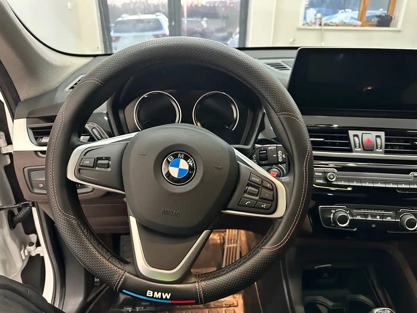 BMW X1 2021 sDrive20Li Fashion фото 12