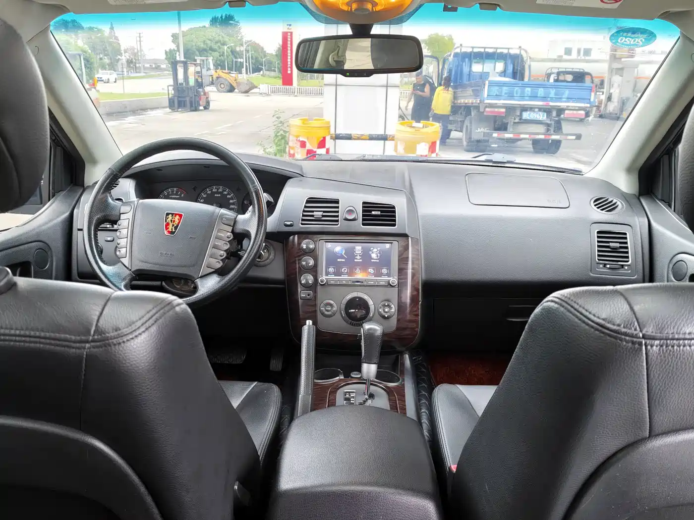Roewe W5 2014 2014 1.8T 4WD Automatic Luxury Special Edition