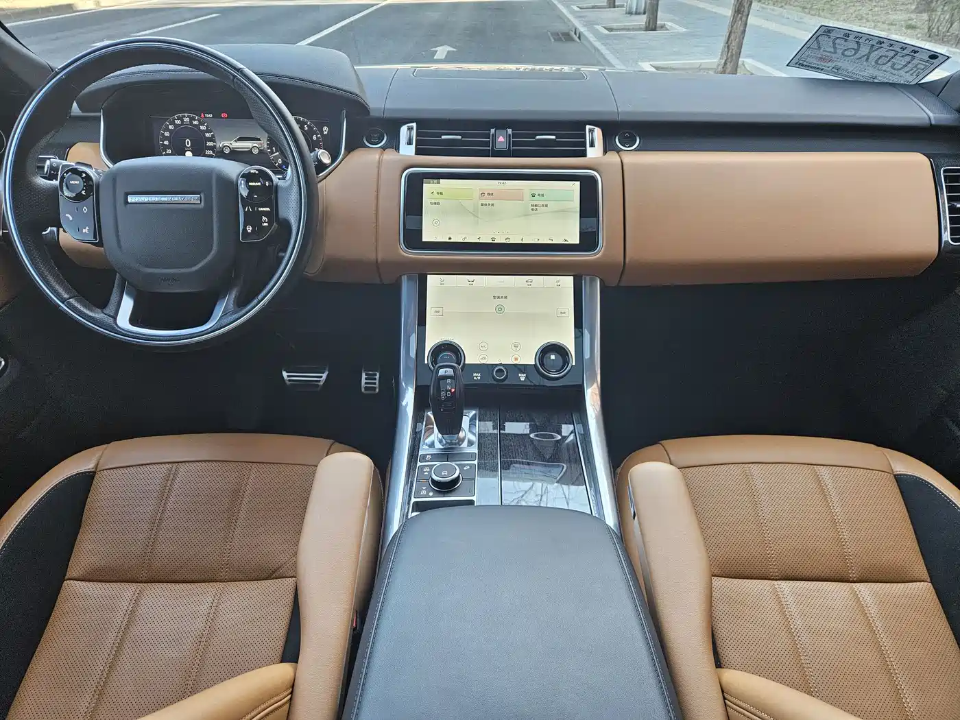 Land Rover Range Rover Sport 2021 3.0 L6 Gloss Black Edition фото 7