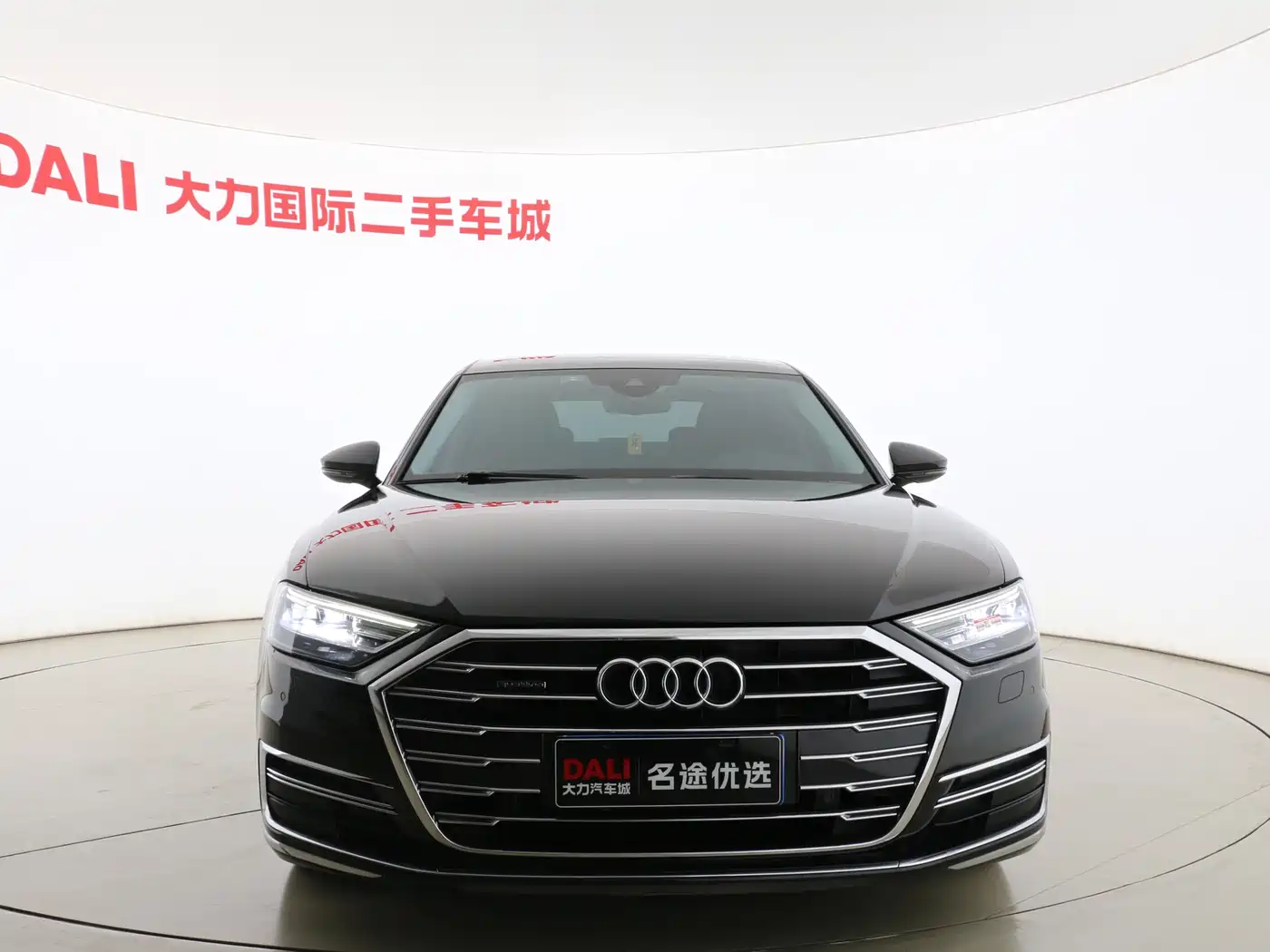 Audi A8 2021 A8L 50 TFSI quattro Comfort фото 2