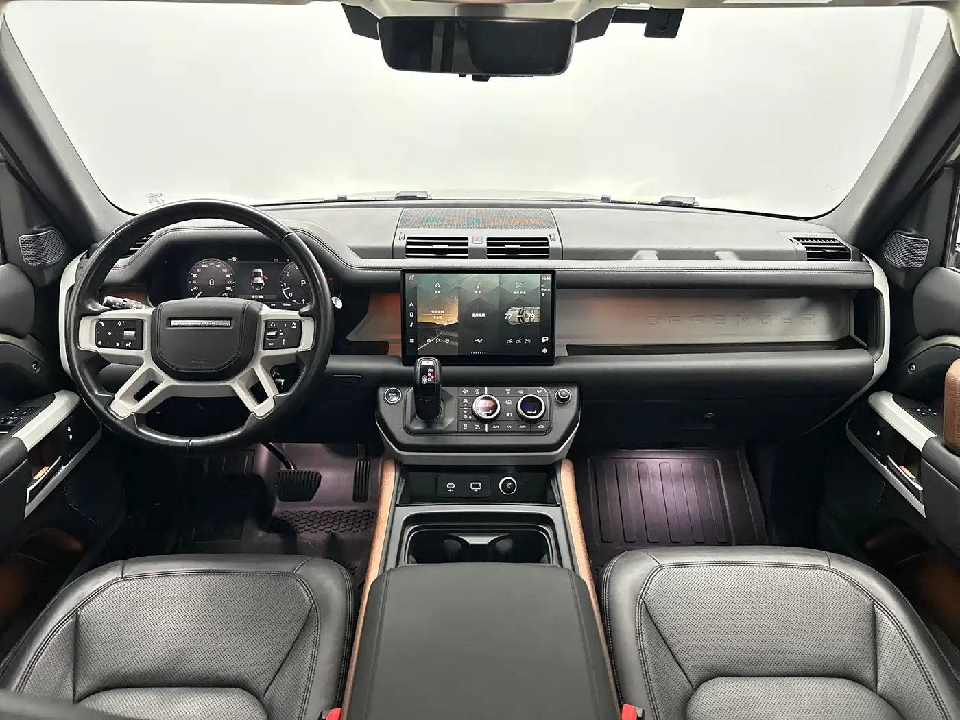 Land Rover Defender 2023 Model 110 3.0T P400 Dark Special Edition фото 42