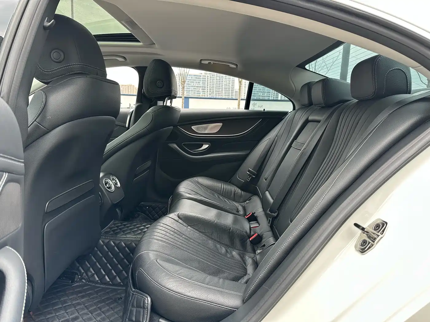 Mercedes-Benz CLS 2021 CLS 300 Sport фото 10