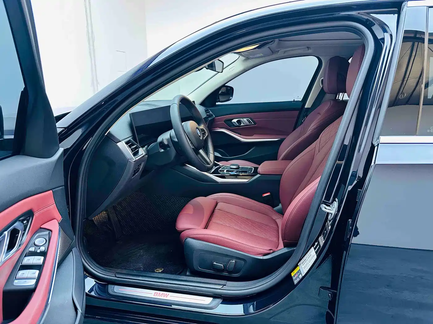 BMW i3 2024 eDrive 35 L фото 3