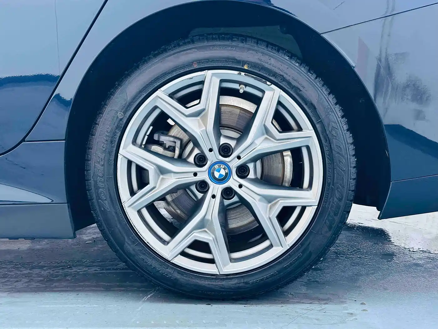 BMW i3 2024 eDrive 35 L фото 10