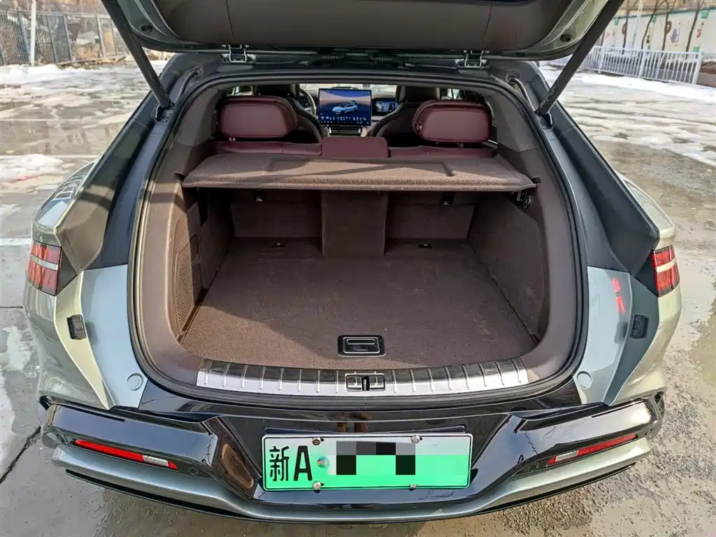 Denza Z9GT 2024 1100 AWD Ultra Edition фото 22