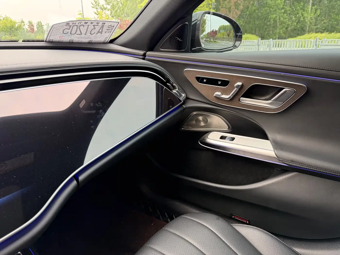 Mercedes-Benz E-Class 2024 Model E 300 L Luxury фото 6