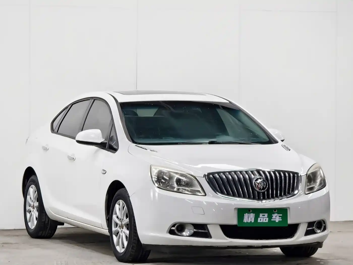 Buick Excelle 2013 Model GT 1.6L Manual Progressive фото 3