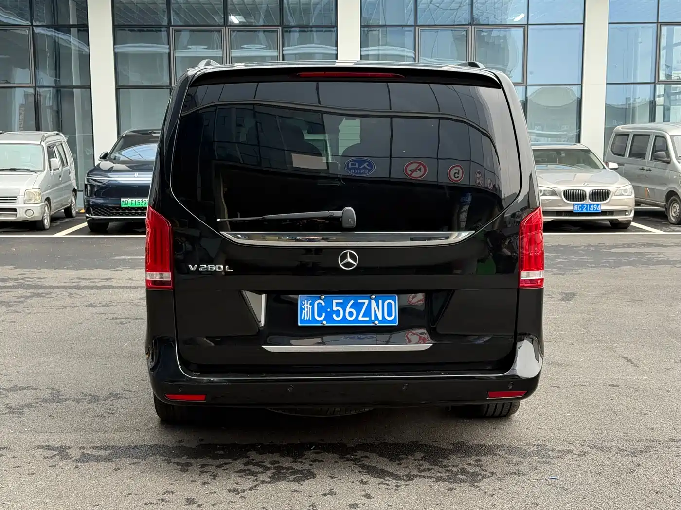 Mercedes-Benz V-Class 2018 V 260 L Premium Long Wheelbase Edition China VI фото 6