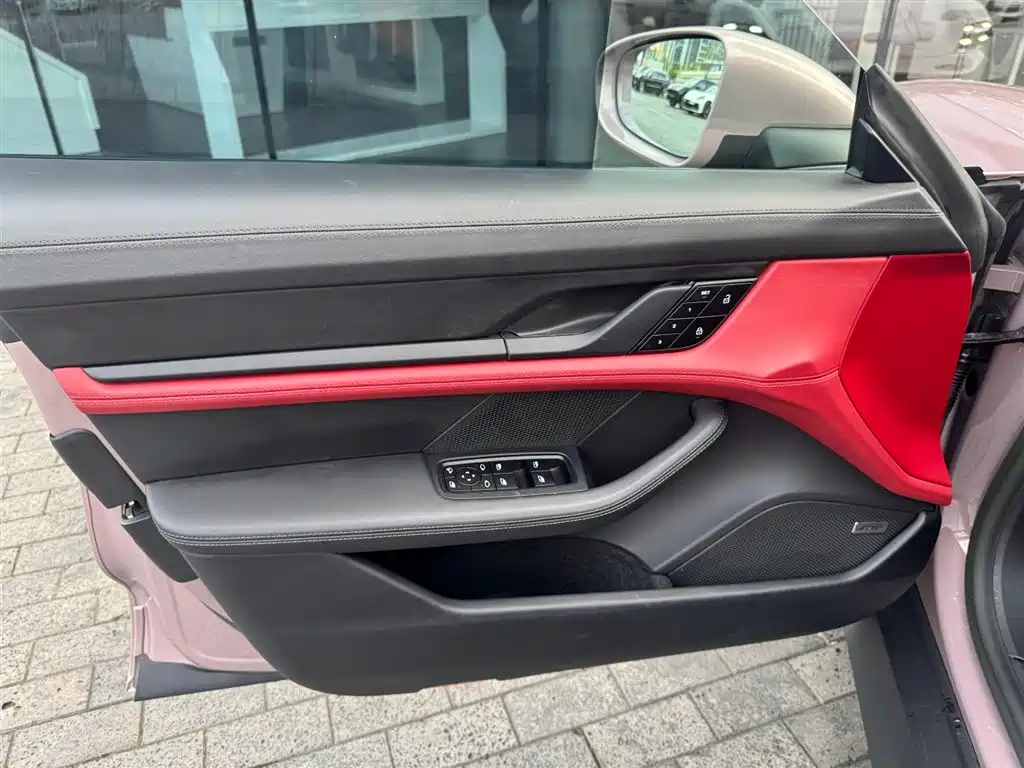 Porsche Taycan 2022 Facelift Taycan фото 13