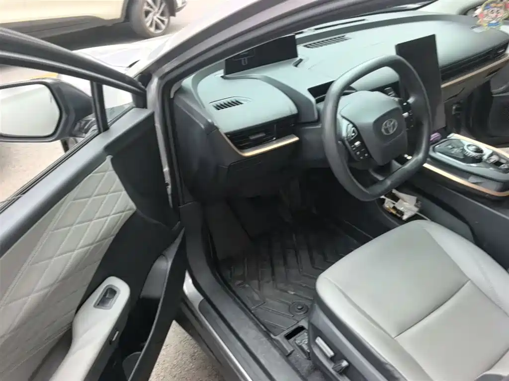 Toyota bZ3 2024 517km Elite PRO фото 16