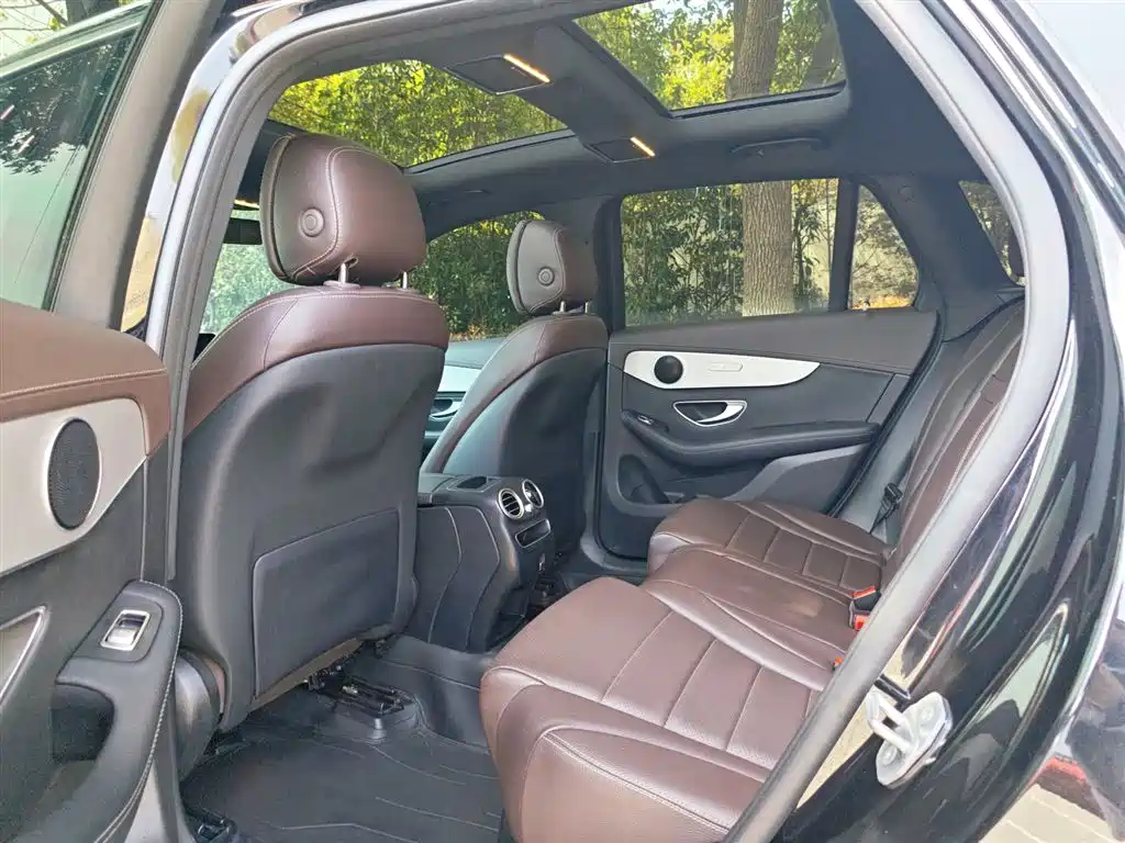 Mercedes-Benz GLC 2022 Facelift III GLC 260 L 4MATIC Dynamic фото 17