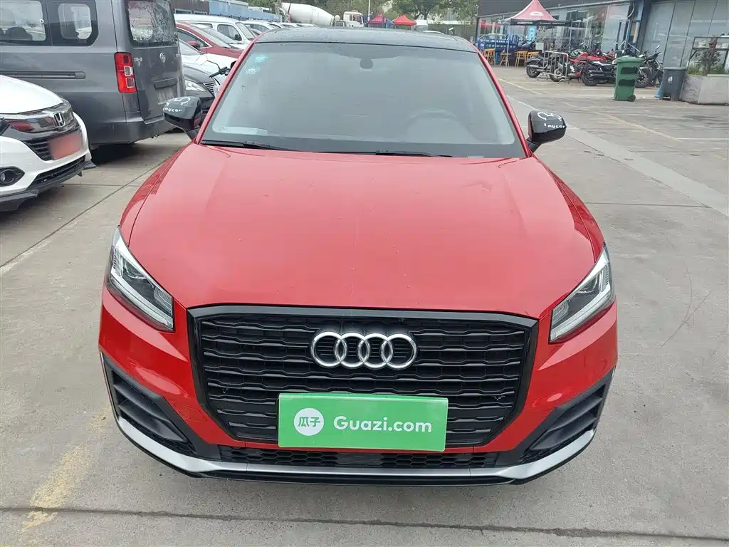Audi Q2L 2020 35 TFSI Progressive Dynamic Model фото 3