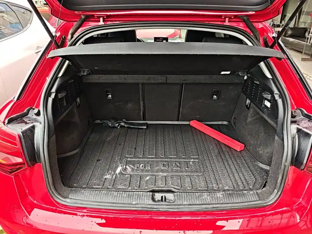 Photo 19 - Audi Q2L