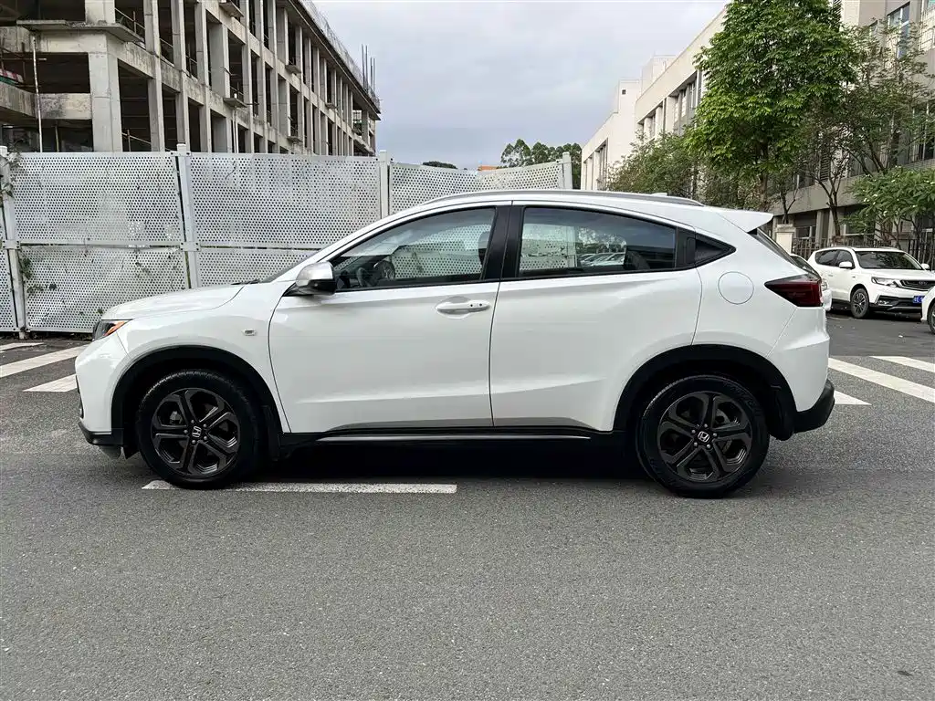 Фото 2 - Honda XR-V