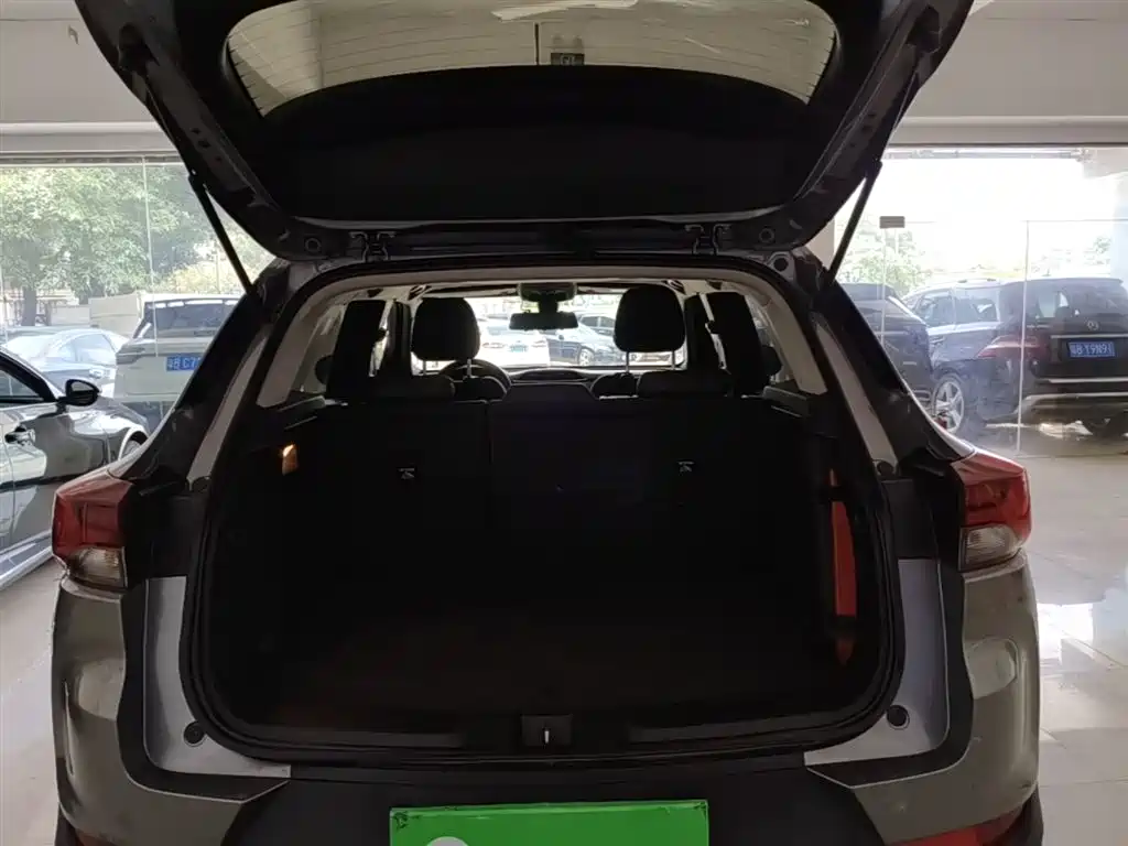 Chevrolet Trailblazer 2019 435T Redline CVT FWD Sport Edition (China VI) фото 15