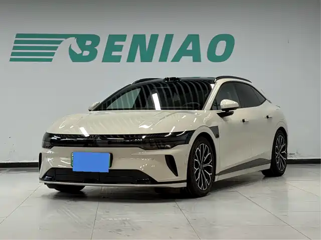 Zeekr 007GT Полный привод, система помощи водителю, 75kWh