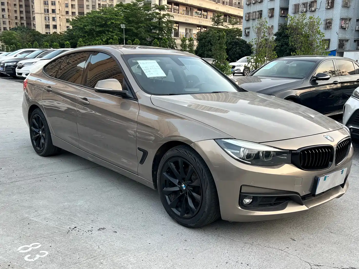 BMW 3 Series GT 2018 320i Fashion фото 3