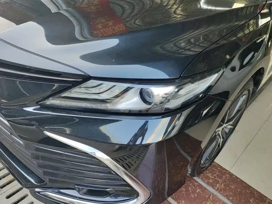 Toyota Camry 2021 2.5G Luxury Edition фото 5
