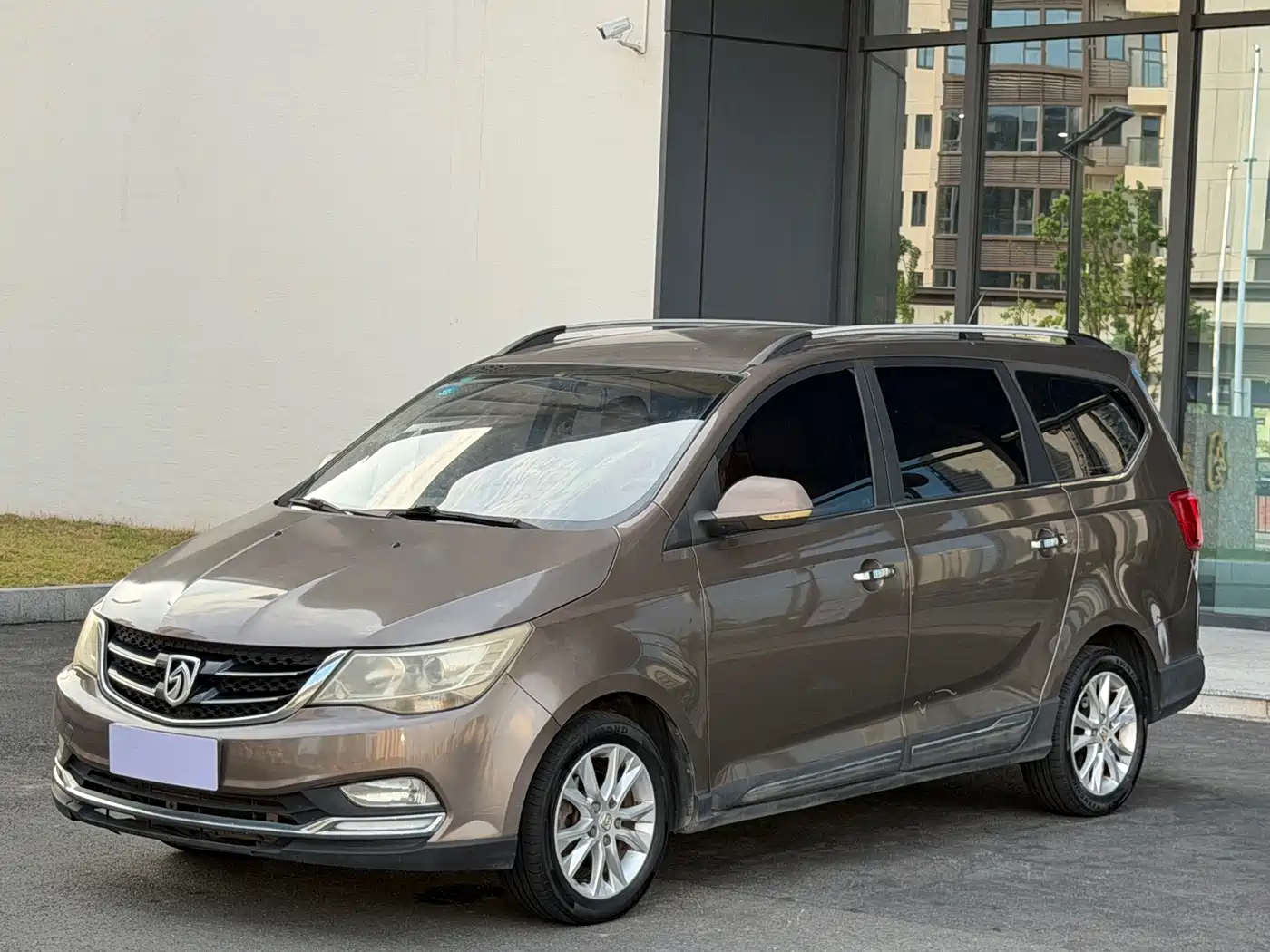 Фото 1 - Baojun 730