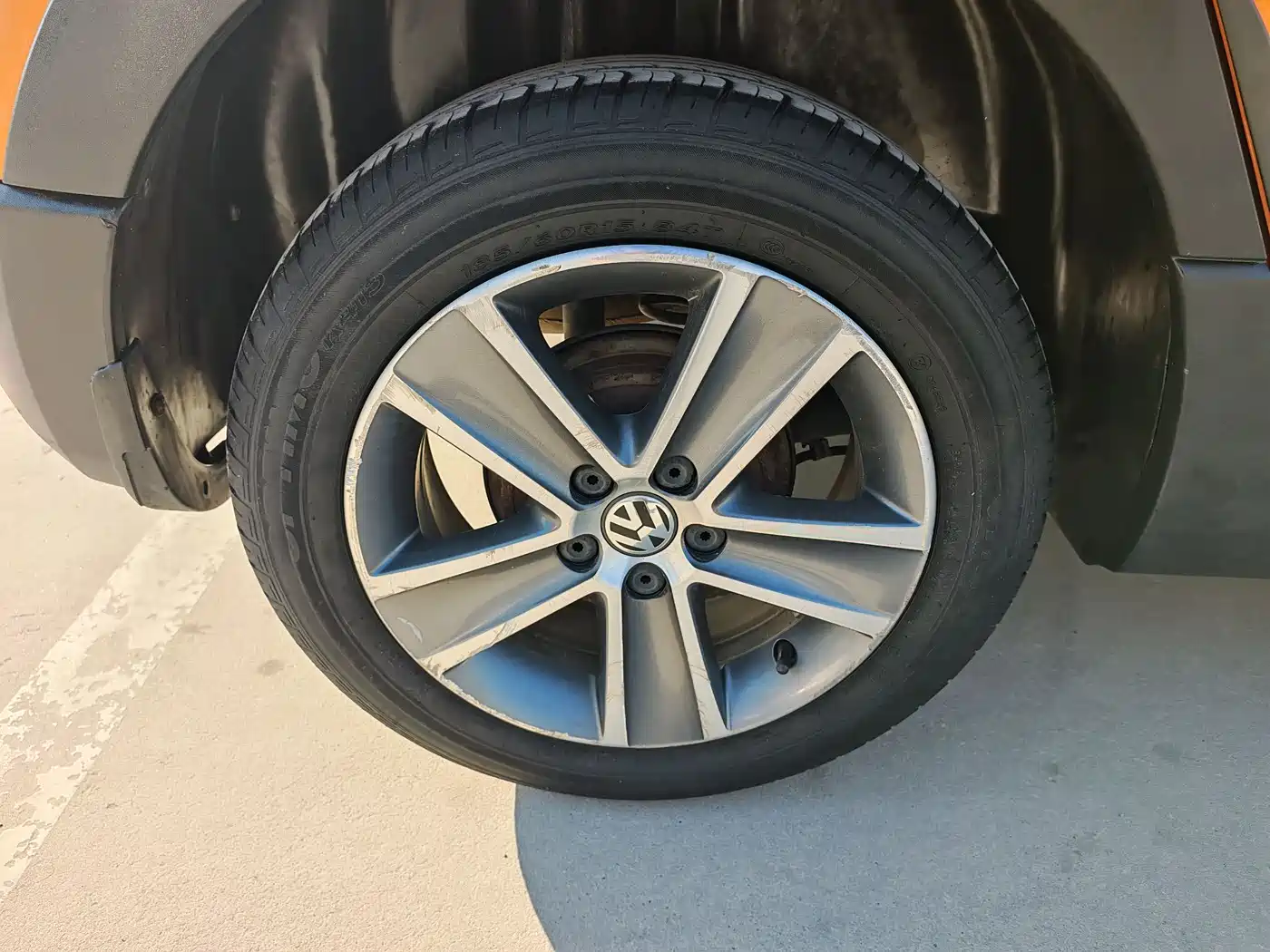 Volkswagen Polo 2014 1.6L Cross Polo Automatic фото 13